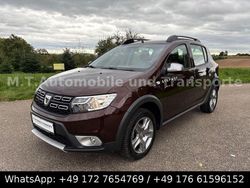 Braun Gebraucht 2017 Dacia Sandero Prestige Kleinwagen | 9.999 € (Guter Preis)