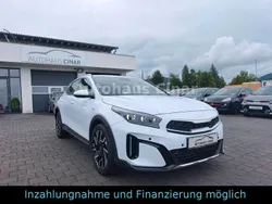 Weiß Gebraucht 2023 Kia XCeed Vision SUV | 22.990 € (Guter Preis)