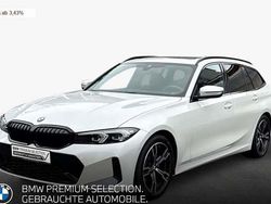 Weiß Gebraucht 2024 BMW 320 Performance Kombi | 40.990 € (Etwas zu teuer)