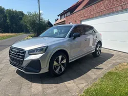 Grau Gebraucht 2023 Audi Q2 Advanced SUV | 27.490 € (Fairer Preis)