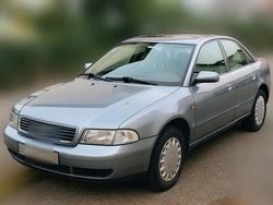 Silber Gebraucht 1998 Audi A4 Limousine | 2.900 € (Etwas zu teuer)