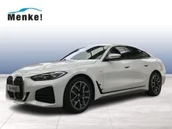 Weiß Gebraucht 2024 BMW 430 M Sport Coupé | 49.999 € (Fairer Preis)
