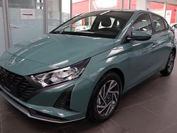 Grün Neu 2025 Hyundai i20 Limousine | 16.940 € (Guter Preis)