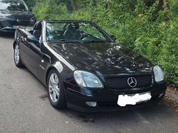 Schwarz Gebraucht 2000 Mercedes SLK230 Cabrio | 2.380 €