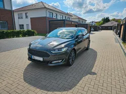 Grau Gebraucht 2018 Ford Mondeo Vignale Kombi | 17.600 € (Fairer Preis)