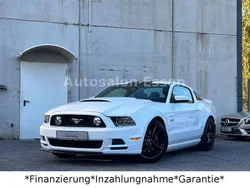 Weiß Gebraucht 2013 Ford Mustang GT Coupé | 26.990 € (Etwas zu teuer)