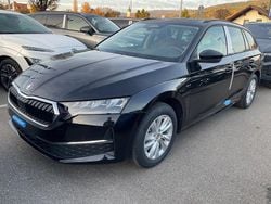 Black magic perleffekt Neu 2025 Skoda Octavia Selection Kombi | 34.445 € (Guter Preis)