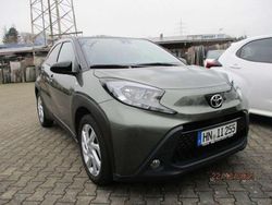 Cardamongreen Gebraucht 2022 Toyota Aygo X Pulse SUV | 14.550 € (Fairer Preis)