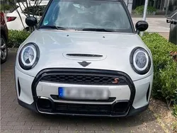 Silber Gebraucht 2022 Mini Cooper S Classic Kleinwagen | 26.500 € (Guter Preis)