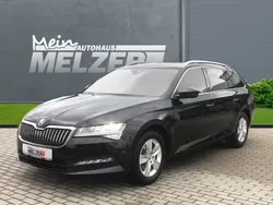Schwarzmagic perleffekt met. Gebraucht 2022 Skoda Superb Ambition Kombi | 23.880 € (Guter Preis)