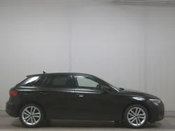 Schwarz Gebraucht 2022 Audi A3 Advanced | 20.980 € (Guter Preis)