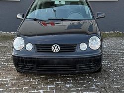 Schwarz Gebraucht 2002 VW Polo Basis Kleinwagen | 2.399 € (Etwas zu teuer)