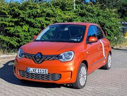 Orange Gebraucht 2021 Renault Twingo Vibes Kleinwagen | 9.750 € (Superpreis)
