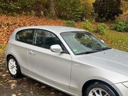 Silber Gebraucht 2010 BMW 118 Kleinwagen | 5.700 € (Fairer Preis)