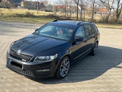 Schwarz Gebraucht 2016 Skoda Octavia RS Kombi | 14.000 € (Fairer Preis)