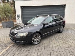 Schwarz Gebraucht 2015 Skoda Superb LAURIN & KLEMENT Kombi | 10.600 € (Guter Preis)