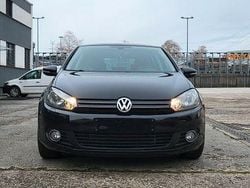 Schwarz Gebraucht 2011 VW Golf VI Style Kleinwagen | 4.900 € (Fairer Preis)