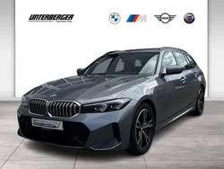 Grau Gebraucht 2024 BMW 330 M Sport Kombi | 40.690 €