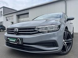 Mondsteingrau Gebraucht 2022 VW Passat R-line Kombi | 23.960 € (Guter Preis)