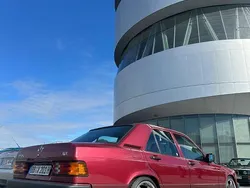 Schwarz Gebraucht 1990 Mercedes 190 Classic Limousine | 6.900 €