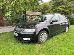 Schwarz Gebraucht 2015 Skoda Octavia Kombi | 8.300 € (Guter Preis)