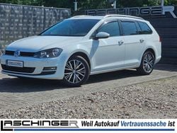 Weiß Gebraucht 2016 VW Golf VII Allstar Limousine | 10.980 € (Fairer Preis)