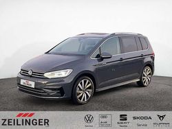Grau Gebraucht 2025 VW Touran Highline Van / Kleinbus | 34.586 € (Fairer Preis)