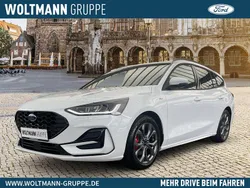 Frostweiß Neu 2025 Ford Focus ST-Line Kombi | 32.690 € (Etwas zu teuer)