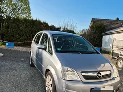 Silber Gebraucht 2008 Opel Meriva Van / Kleinbus | 1.200 € (Fairer Preis)