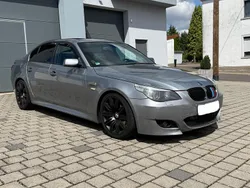 Grau Gebraucht 2007 BMW 530 M Sport Limousine | 8.899 €