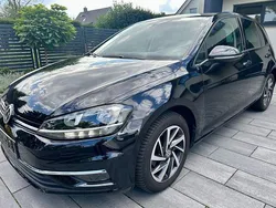 Schwarz Gebraucht 2017 VW Golf VII Sound Limousine | 11.900 € (Guter Preis)