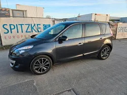 Grau Gebraucht 2012 Renault Scénic III Bose Edition Van / Kleinbus | 2.850 € (Guter Preis)