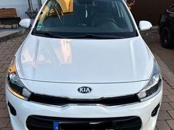 Weiß Gebraucht 2019 Kia Rio Edition 7 Limousine | 10.500 € (Fairer Preis)