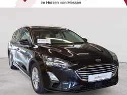 Obsidianschwarz metallic Gebraucht 2020 Ford Focus Cool & Connect Kombi | 13.990 € (Guter Preis)
