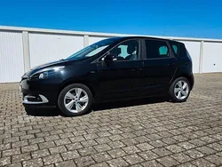 Schwarz Gebraucht 2014 Renault Scénic III LIMITED Van / Kleinbus | 4.600 € (Guter Preis)