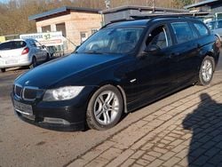Schwarz Gebraucht 2007 BMW 320 Advantage Kombi | 2.499 € (Fairer Preis)