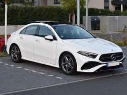 Weiß Gebraucht 2023 Mercedes A180 AMG line Limousine | 23.900 € (Guter Preis)