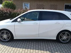 Weiß Gebraucht 2016 Mercedes B180 AMG line Van / Kleinbus | 19.500 € (Etwas zu teuer)