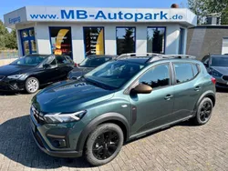 Grün Neu 2025 Dacia Sandero Extreme Kleinwagen | 19.290 € (Fairer Preis)