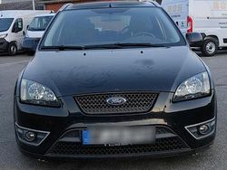Schwarz Gebraucht 2006 Ford Focus Kombi | 700 € (Superpreis)