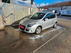 Silber Gebraucht 2010 Renault Scénic III Van / Kleinbus | 3.800 € (Guter Preis)