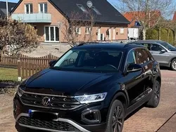 Schwarz Gebraucht 2024 VW T-Roc Move SUV | 28.650 € (Guter Preis)