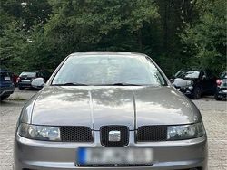 Grau Gebraucht 2005 Seat Leon FR Kleinwagen | 4.700 € (Teuer)
