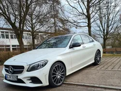 Weiß Gebraucht 2020 Mercedes C300 AMG Limousine | 34.799 € (Fairer Preis)