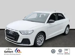 Weiss Gebraucht 2023 Audi A1 Sportback Advanced Kleinwagen | 22.200 € (Guter Preis)