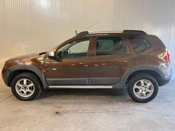 Braun Gebraucht 2010 Dacia Duster Prestige SUV | 5.999 € (Fairer Preis)