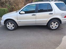 Silber Gebraucht 2000 Mercedes ML430 SUV | 5.800 € (Etwas zu teuer)