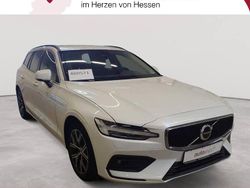 Weiß Gebraucht 2023 Volvo V60 Core Kombi | 23.589 € (Superpreis)