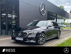 Unilack schwarz Gebraucht 2025 Mercedes E200 Kombi | 50.750 € (Etwas zu teuer)