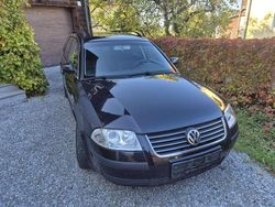 Schwarz Gebraucht 2004 VW Passat Limousine | 1.500 € (Guter Preis)